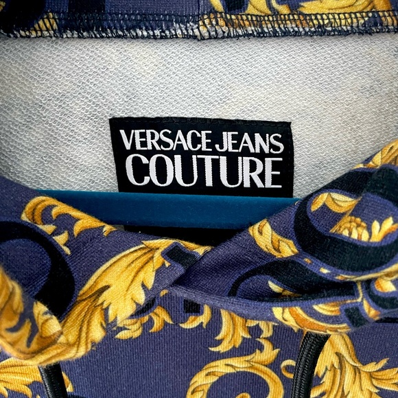 Versace Jeans Couture
Men's Black Baroque Print Hoodie - Picture 2 of 5